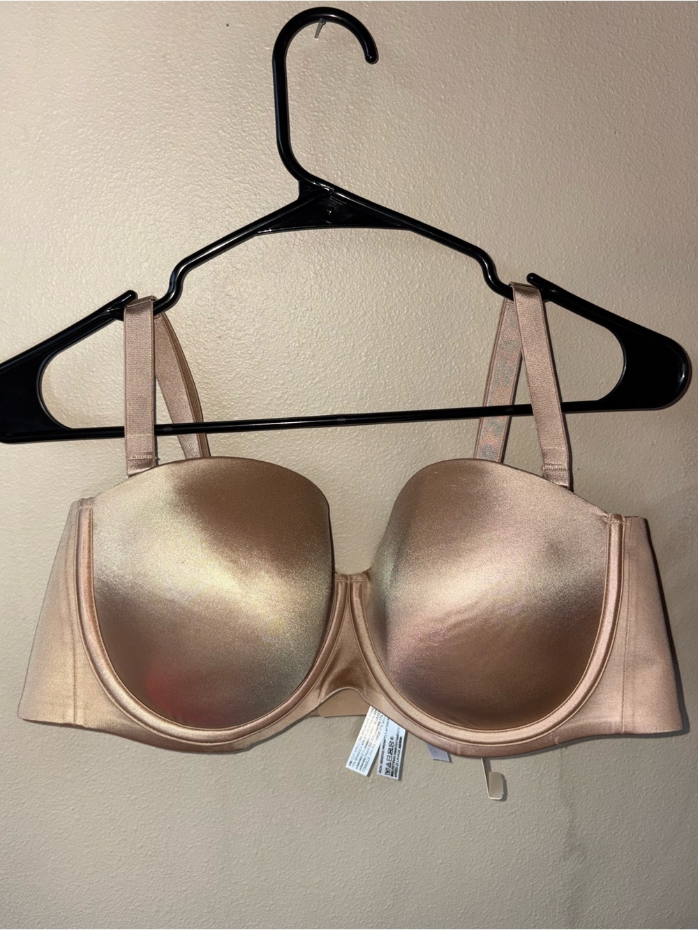 Soma Vanishing Back Strapless Bra 38DD Nude Beige Soft Tan NWT